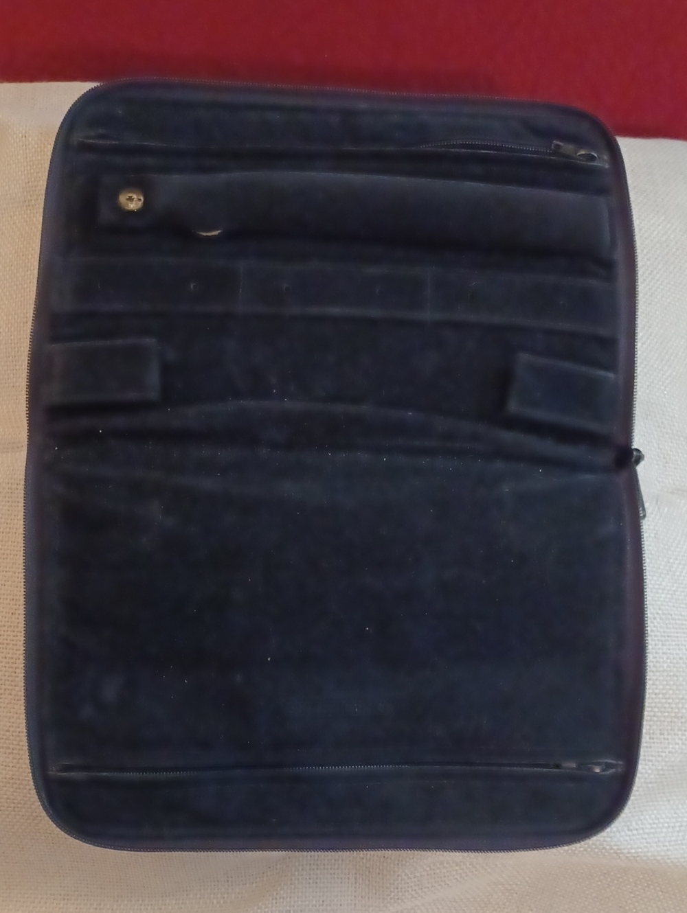 Plush Black Jewelry Organizer Case - Unbranded